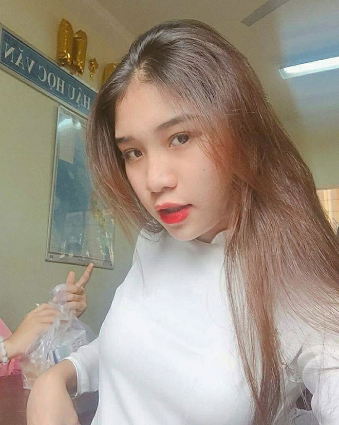 Ngắm dàn thiếu nữ bê tráp xinh như hoa này, ai cũng tự hỏi, có phải Đắk Lắk là vùng đất của mỹ nhân không?